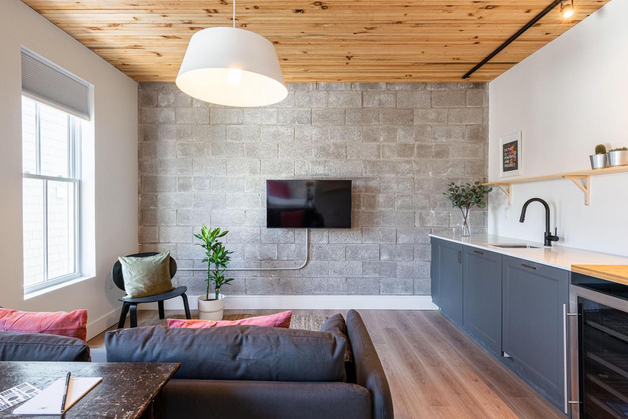 Brewery Park Hotel Галифакс Экстерьер фото